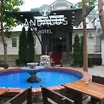 Andalus
