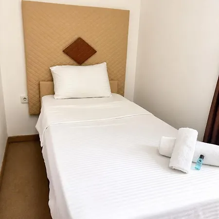Andalus Otel Üsküp